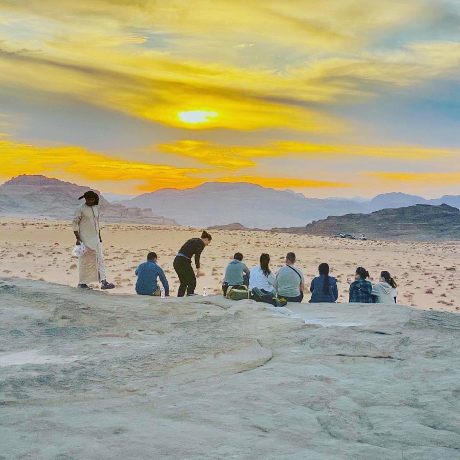 ホテルBedouin Memories Camp ワディ ・ラム エクステリア 写真