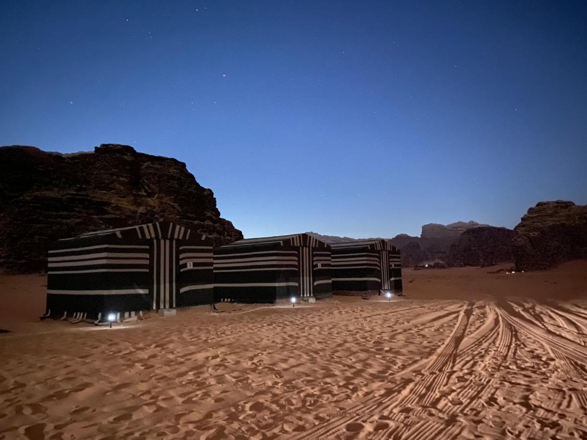 ホテルBedouin Memories Camp ワディ ・ラム エクステリア 写真