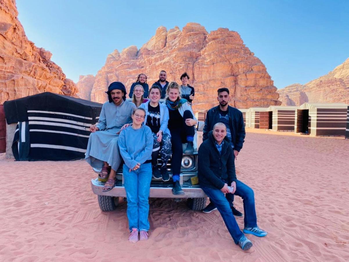 ホテルBedouin Memories Camp ワディ ・ラム エクステリア 写真