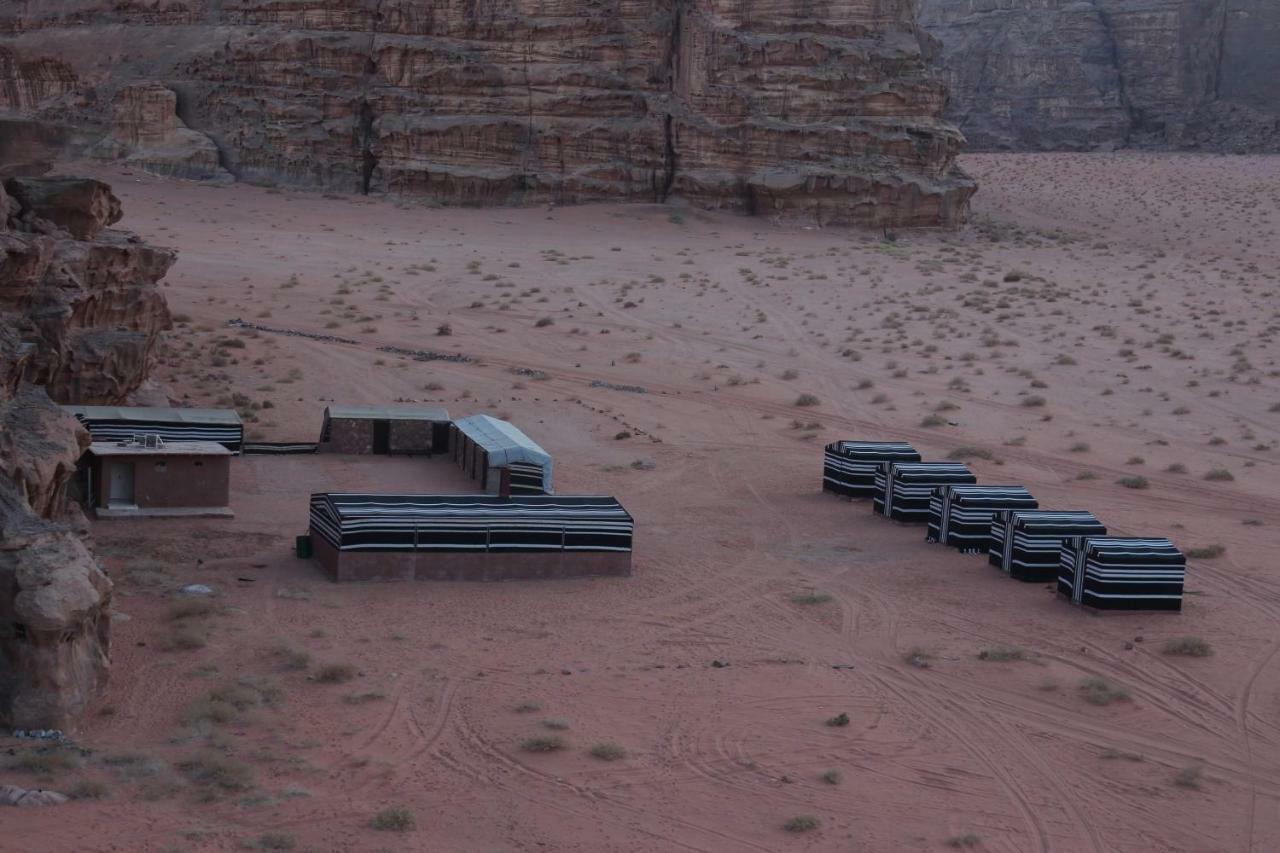 ホテルBedouin Memories Camp ワディ ・ラム エクステリア 写真