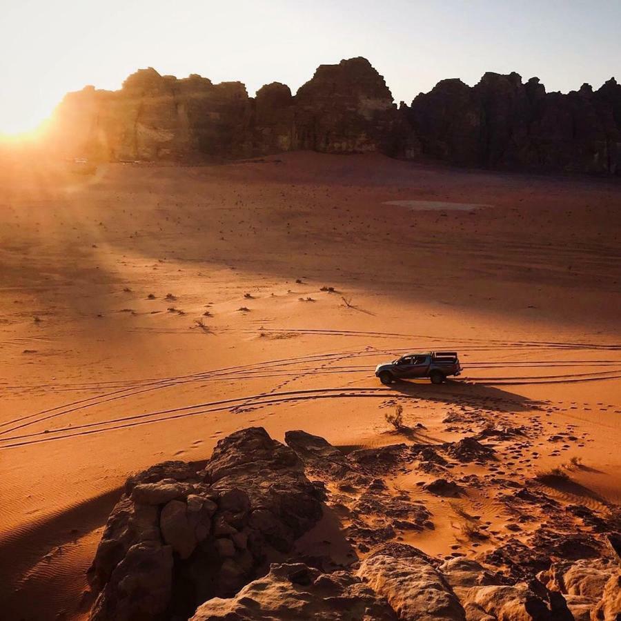 ホテルBedouin Memories Camp ワディ ・ラム エクステリア 写真